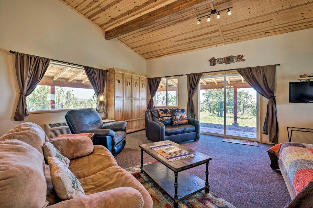 5-Acre Moab Studio With Bbq And Stunning Mtn Views Bagian luar foto