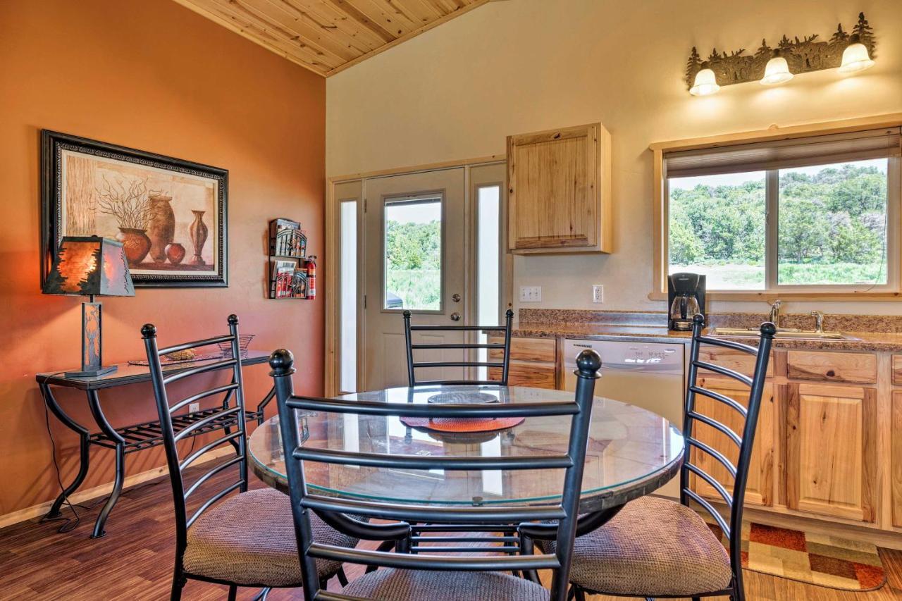5-Acre Moab Studio With Bbq And Stunning Mtn Views Bagian luar foto