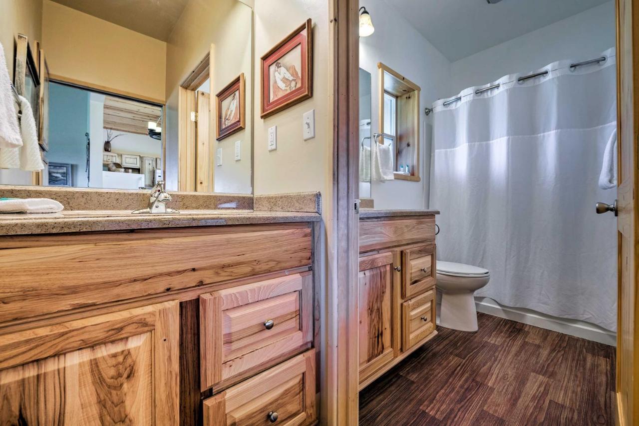 5-Acre Moab Studio With Bbq And Stunning Mtn Views Bagian luar foto